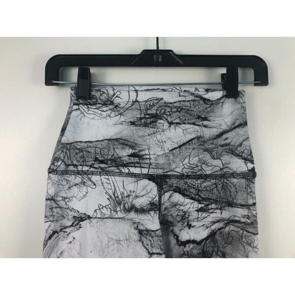 Evolution and Creation Yoga Pants Legging Women’s S Gray & White Roses & Thorns - Picture 3 of 9